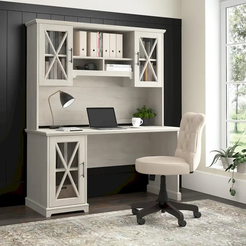 Scrivania Lennox Farmhouse con Credenza e Mobile Contenitore di Bush Furniture