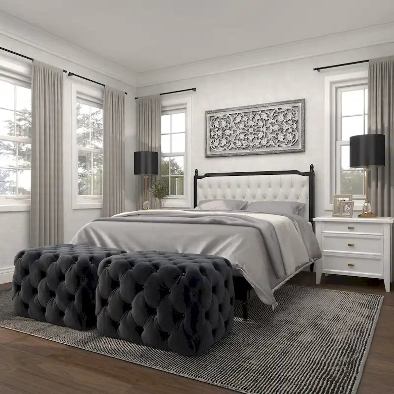 Panca Ottomana Moderna Glam in Legno, Rivestita in Tessuto Trapuntato, Colore Nero, Marrone Chiaro o Grigio
