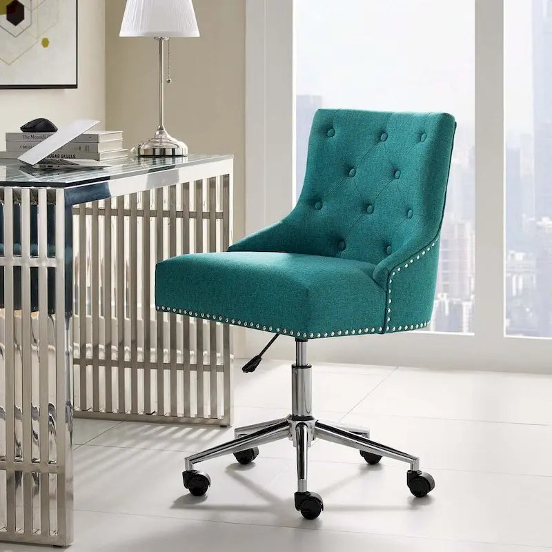Sedia da ufficio in tessuto imbottita girevole tufted Carson Carrington Lagefors